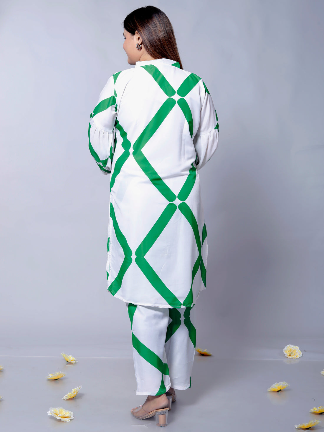 Front view of Women's Green Clamp Party Wear Co-ord Set