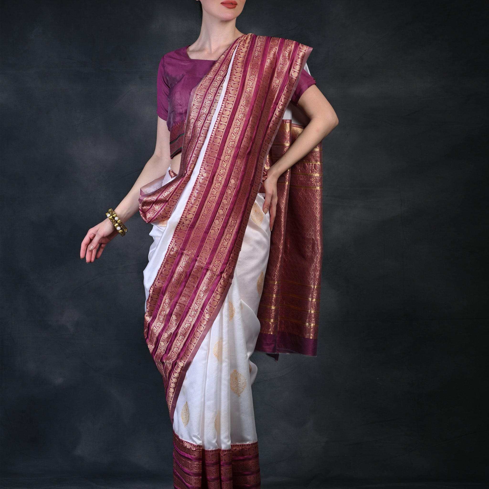 Luxurious Soft Banarasi silk saree AY5085